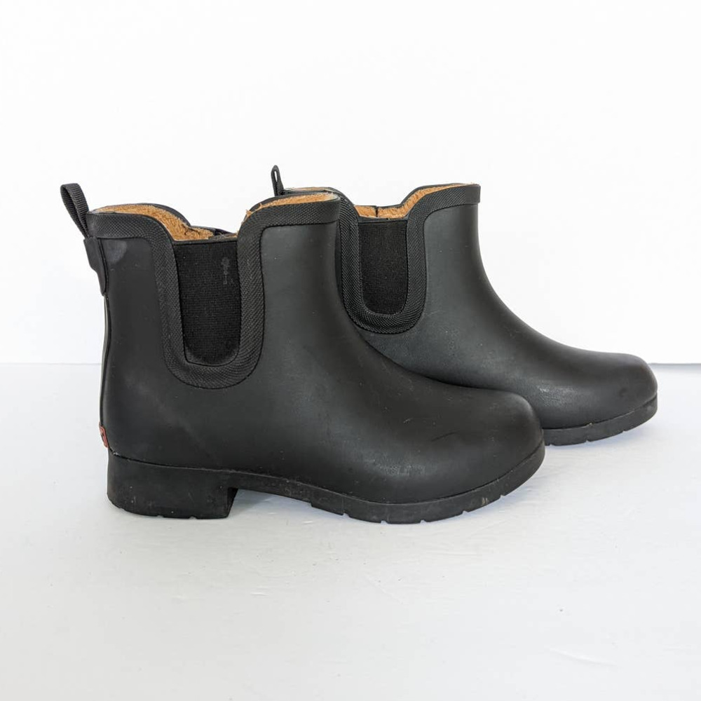 Chooka Women's Black Waterproof Plush Chelsea Bootie Faux Fur Lined Size 7